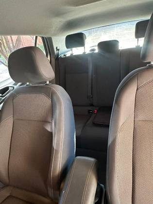 VOLKSWAGEN T-CROSS 1.0 200 TSI TOTAL FLEX SENSE AUTOMÁTICO